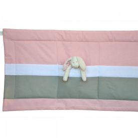   Modern falvédő, rózsaszín alapon szürke és fehér zsebekkel