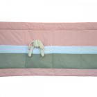 Modern falvédő, rózsaszín alapon szürke és fehér zsebekkel