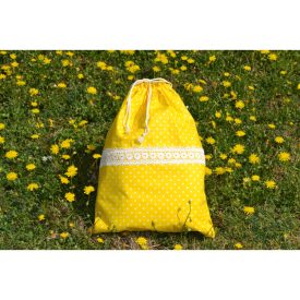   Kenyértartó textilzsák csipkével citromsárga pöttyös anyagból